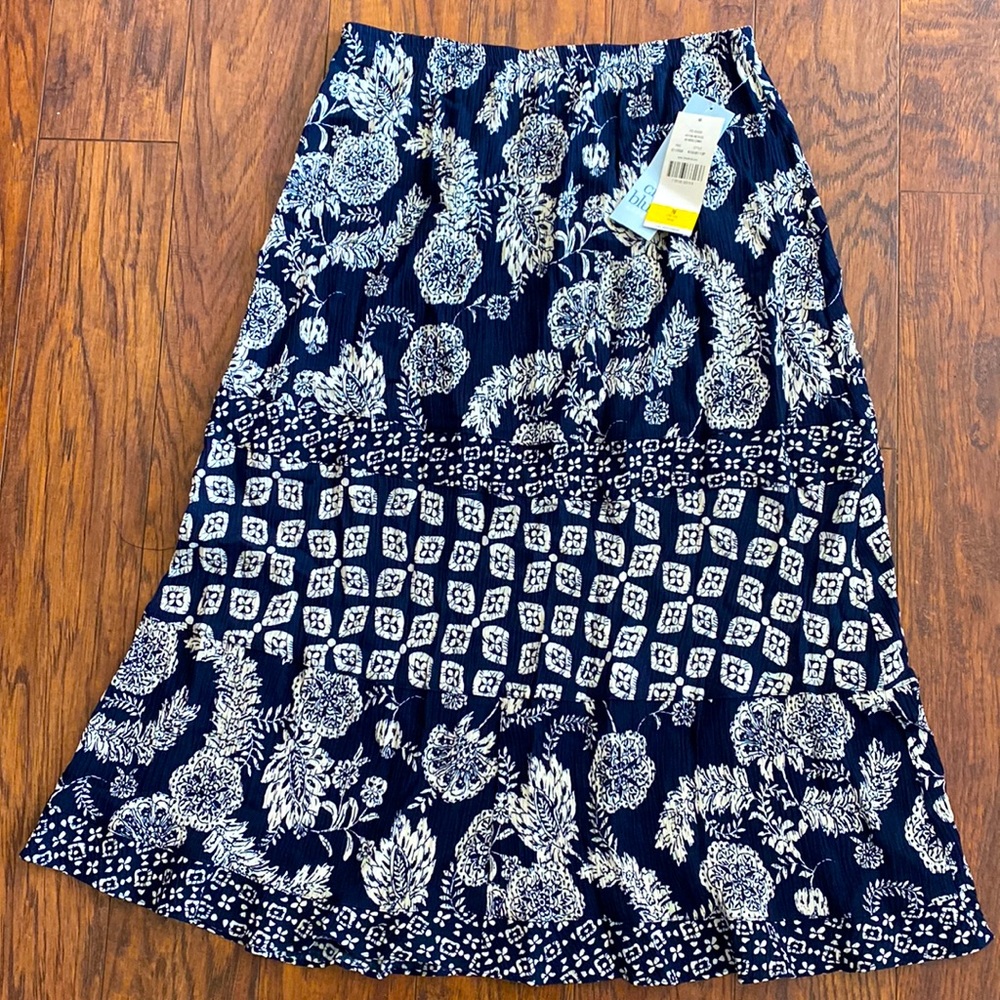 City blues by KORET patterned skirt